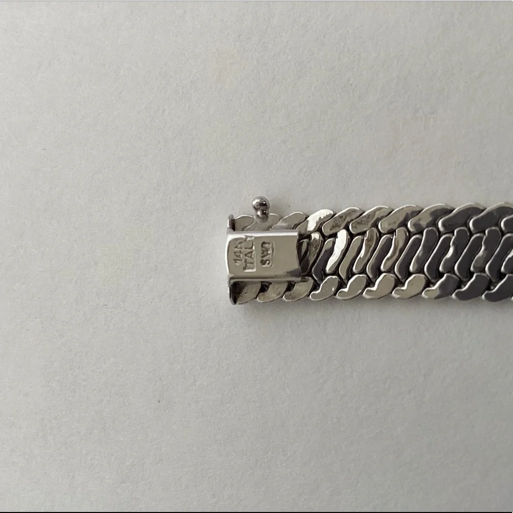 14k W.G. CROTON WATCH - Picture 3 of 8
